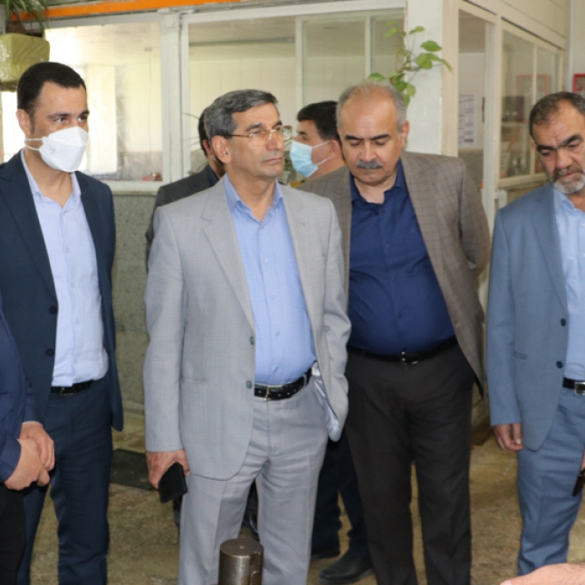 بازدید دکتر عباسیانفر از شرکت صنعتی مینو