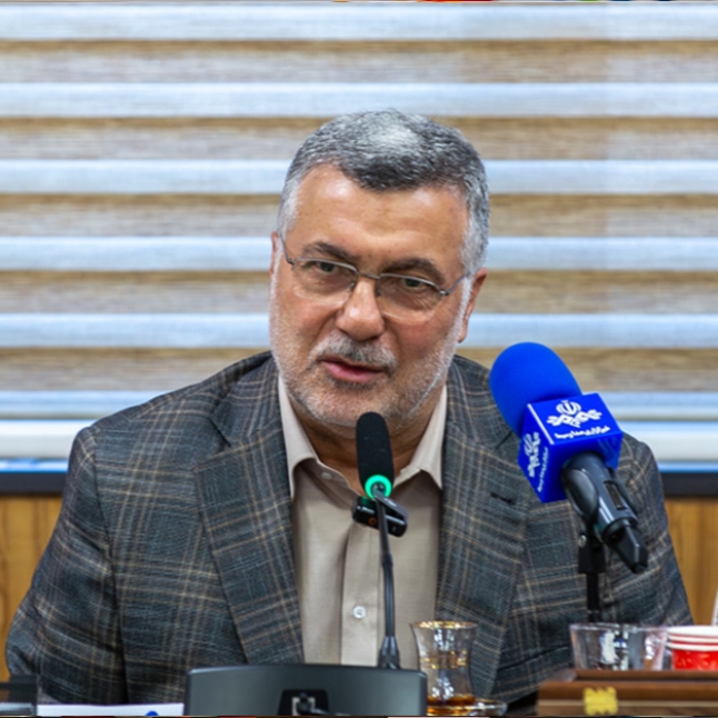 دکتر ظفرقندی: کمبود اقلام دارویی نصف شد