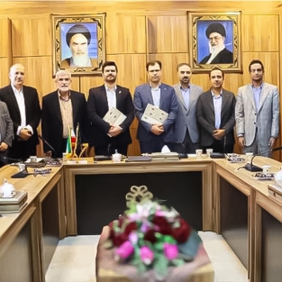 امضای تفاهم‌نامه شرکت مینو فارس با دانشگاه شیراز
