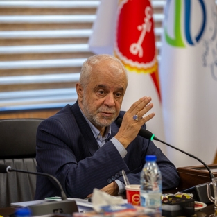 مدیرعامل هلدینگ اقتصادی و خودکفایی آزادگان: شتاب تحولات، رصد مستمر و برنامه‌ریزی دقیق را ضروری کرده است